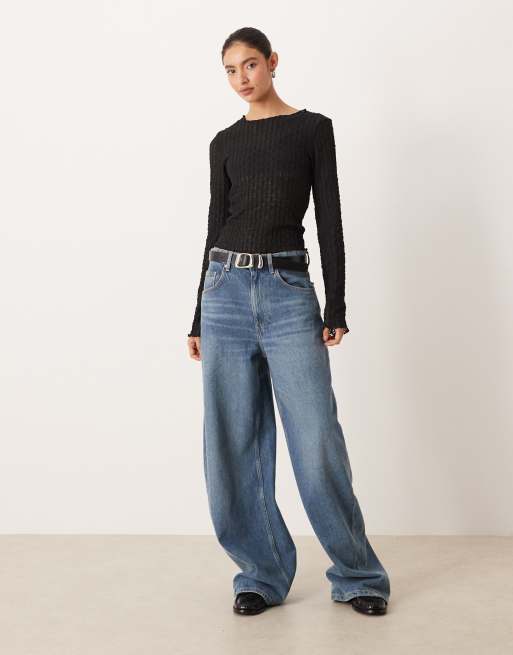 AWARE - Sort langærmet T-shirt i tekstureret jersey med bølgekant, 3 af 4