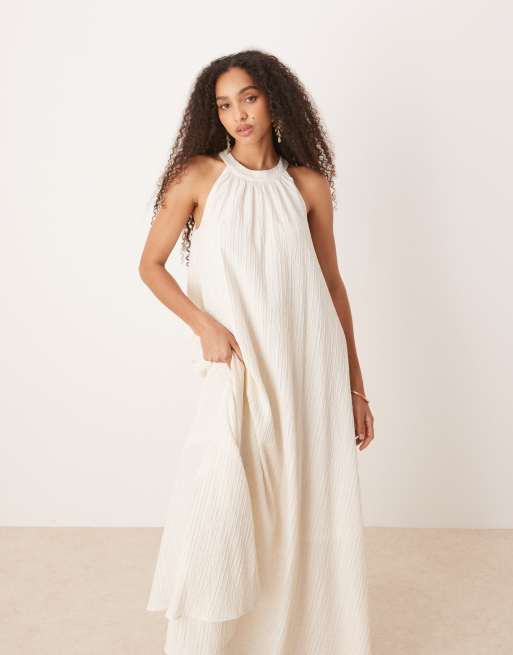 AWARE – Strukturiertes Maxikleid in Weiß mit Neckholder, 2 von 4
