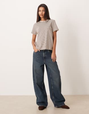 Aware T-shirt In White