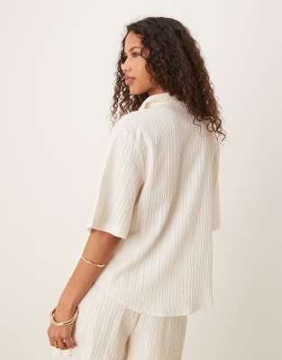 Aware Textured Relaxed Shirt