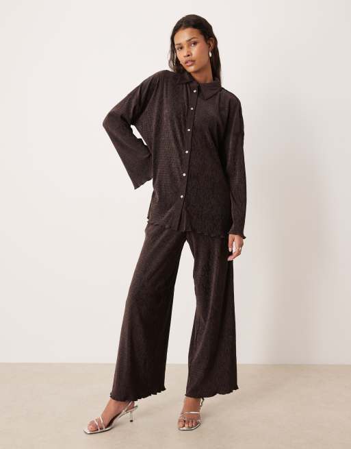 AWARE velvet plisse wide sleeve shirt in chocolate - part of a set, 3 of 4