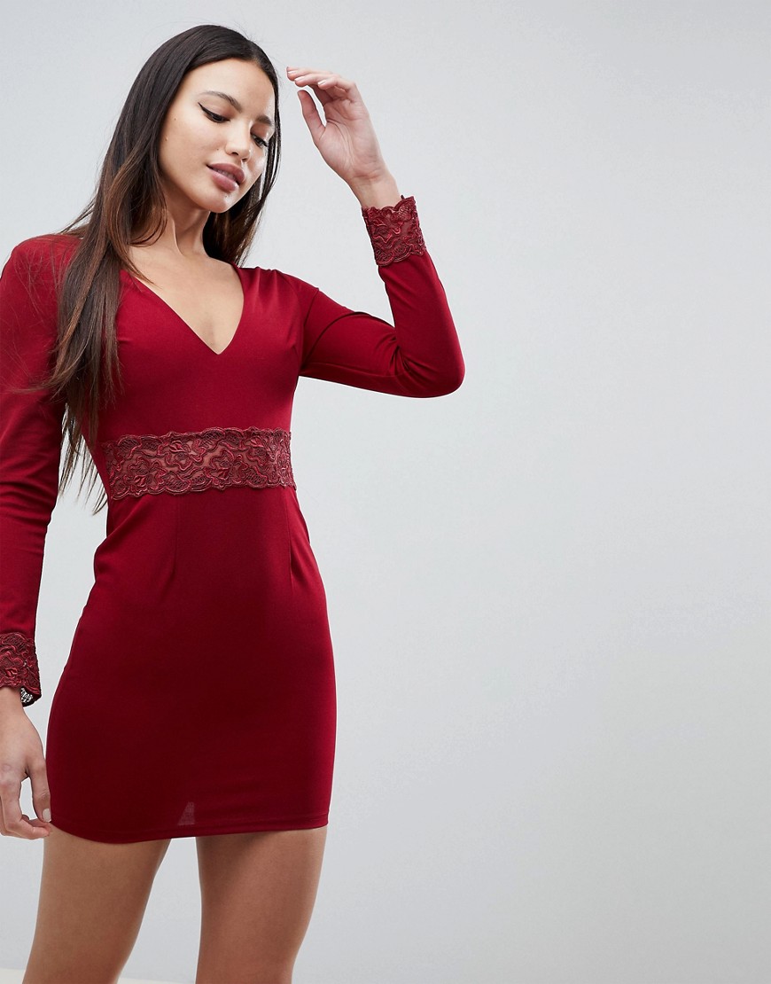 AX Paris Långärmad v-ringad klänning med spetsdetalj-Röd