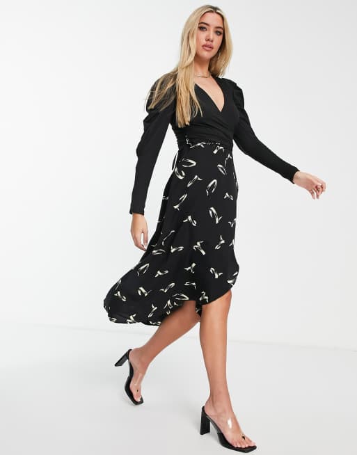 AX Paris – Midikleid mit gerafften Ärmeln und abstraktem Muster in Schwarz