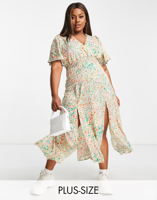 AX Paris Plus – Geblümtes Wickelkleid mit V-Ausschnitt