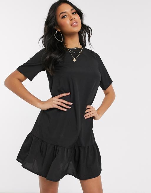 AX Paris Robe babydoll à ourlet plongeant Noir ASOS