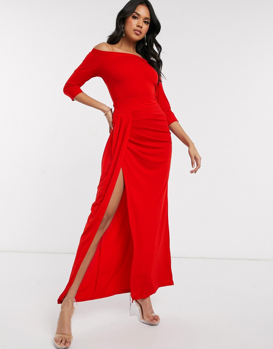 AX Paris – Röd åtsmitande maxiklänning med bardotringning