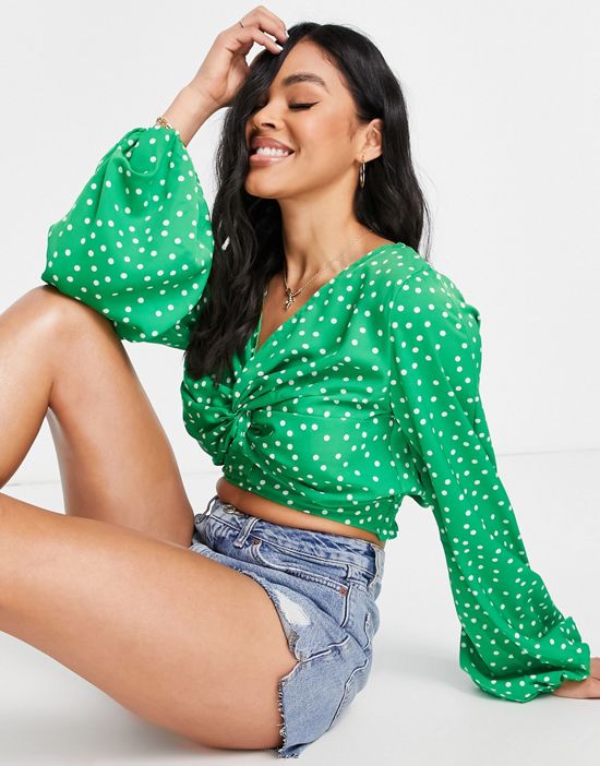 https://images.asos-media.com/products/ax-paris-wrap-cropped-blouse-in-green-polka/201814482-1-green?$n_550w$&wid=550&fit=constrain