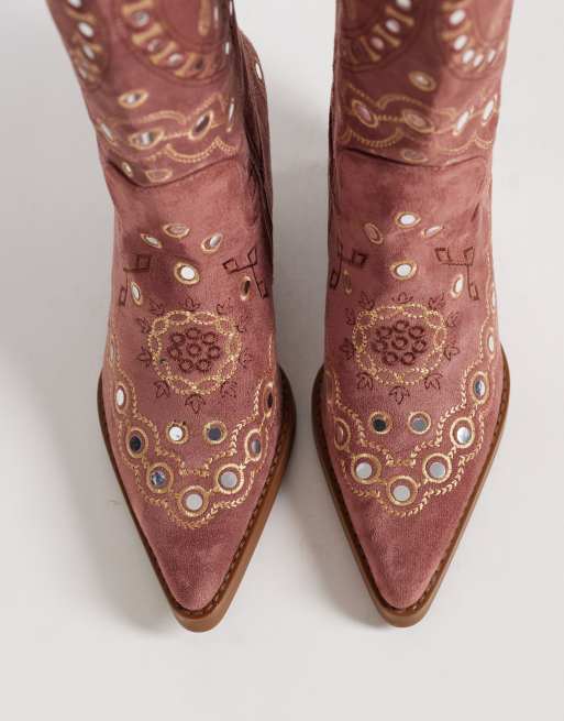 Azalea Wang – Aamina – Verzierte, kniehohe Westernstiefel in Rosa, 3 von 4