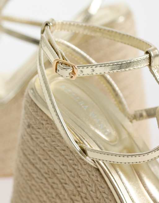 Azalea Wang Barossa espadrille wedge heeled sandals in gold, 4 of 4