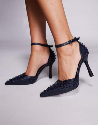 Azalea Wang - Bessetta - Mit Nieten besetzte Absatzschuhe in Marineblau