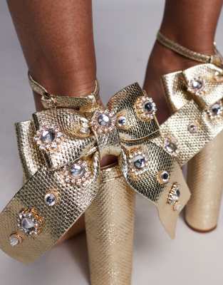 Azalea Wang Crawley Platform Heeled Sandals With Bow