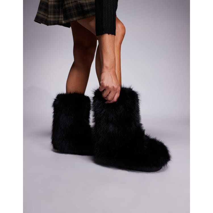 Azalea Wang Dipa furry ankle boots in black | ASOS