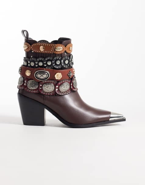 Azalea Wang – Dusan – Bruna, halvhöga ankelboots i cowboystil med utsmyckat bälte - view 1