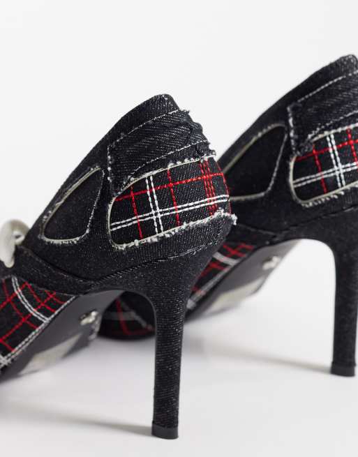 Azalea Wang Firestring scarpe décolleté sportive con tacco e lacci in denim e a quadri, 3 di 4
