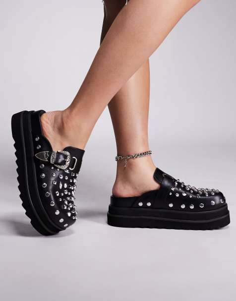 Azalea Wang - Gabir - Klompen met studs in zwart imitatieleer - view 1