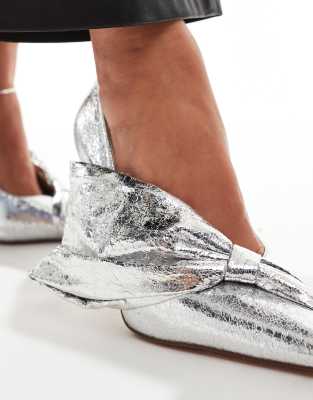 Azalea Wang Geovanni Embellished Heeled Shoes In Silver