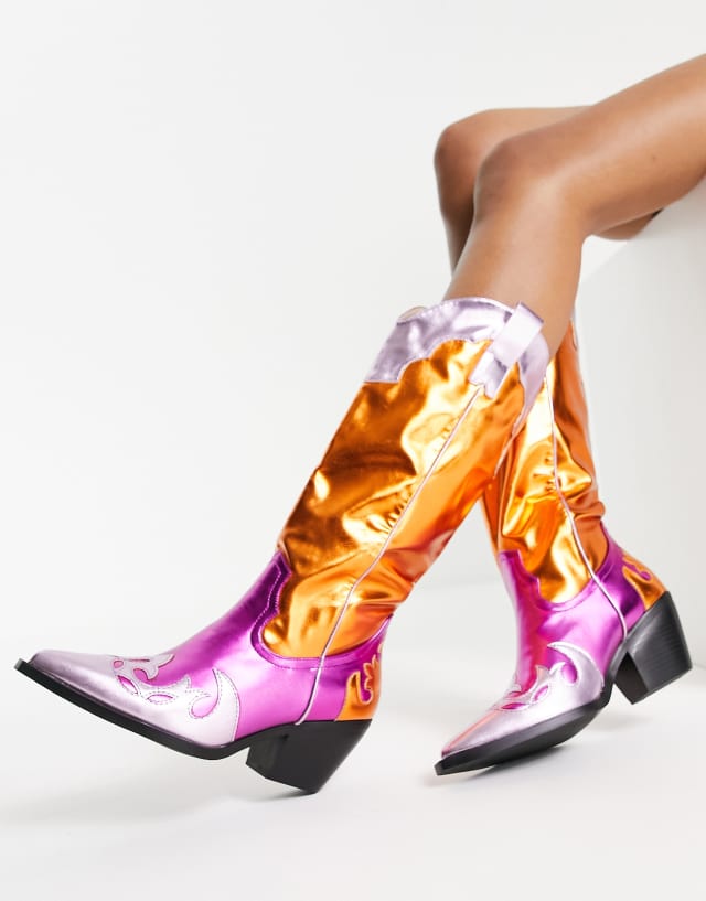 Azalea Wang Hendrix western boots in multicolor metallic