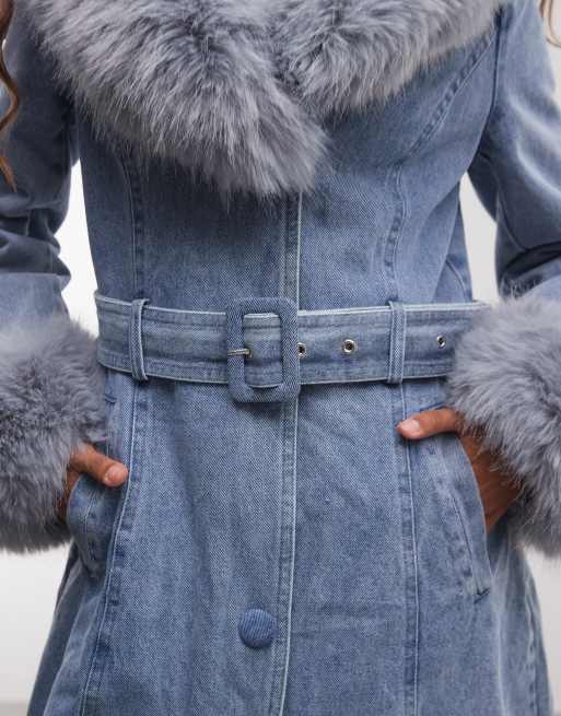 AZALEA WANG Kaya trenchcoat med imiteret pelskant i lyseblå denim, 3 af 4