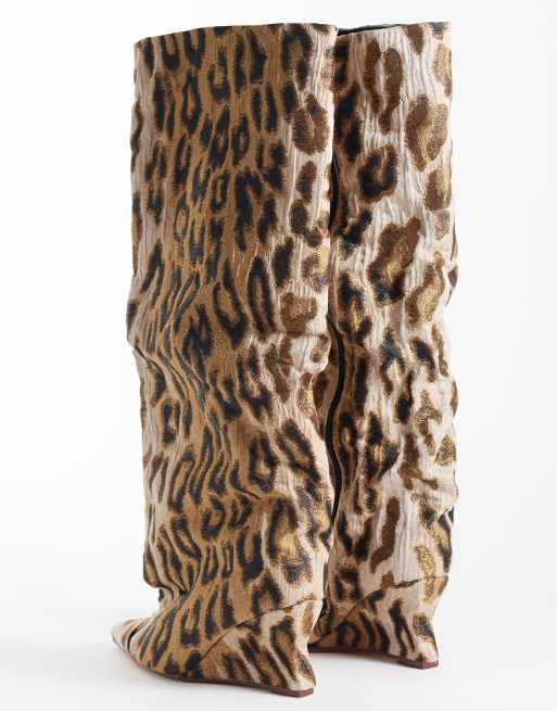 Azalea Wang Kenya stivali al ginocchio con zeppa in stampa leopardata, 4 di 4