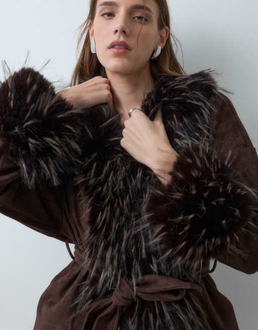 Azalea Wang Maelle faux fur trim short coat in espresso, 5 of 5