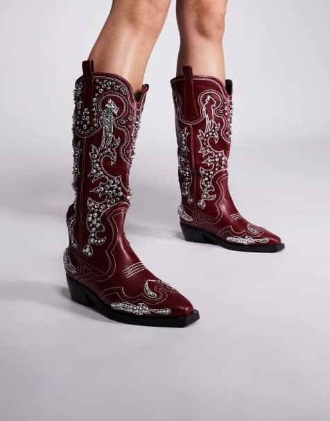Azalea Wang – Maisie – Rote Cowboystiefel mit Verzierungen in Silberoptik - view 1