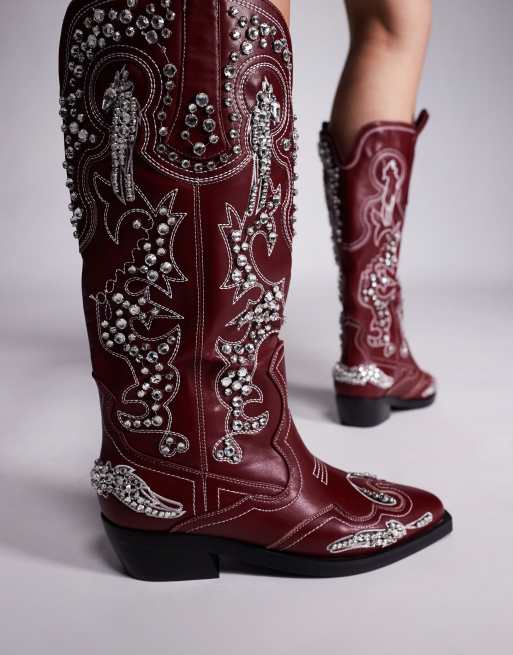 Azalea Wang – Maisie – Rote Cowboystiefel mit Verzierungen in Silberoptik, 4 von 4