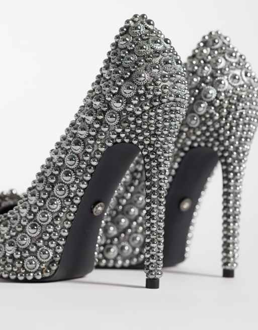 Azalea Wang Naamah pearl embellished heeled shoes in grey , 3 of 4