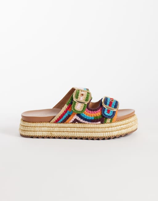 Azalea Wang - Nikkei - Sandalias multicolores con plataforma plana y hebilla, 2 de 4