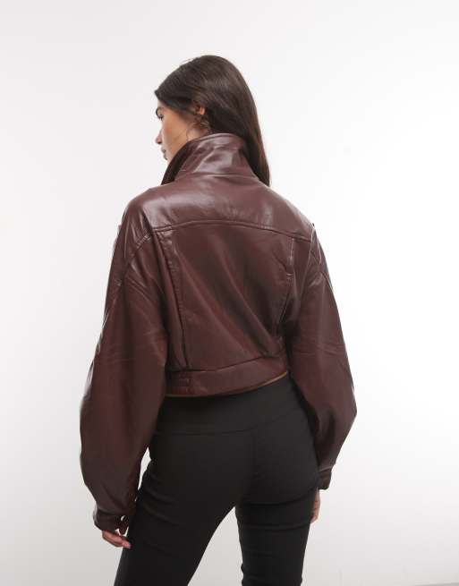 Azalea Wang Papoose kort bikerjacka i burgundy PU, 4 av 4