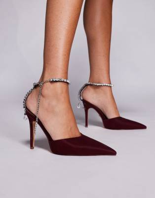 Azalea Wang Rabindra Embellished Chain Detail Heels In Red