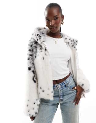 AZALEA WANG Sugar cropped faux fur coat with hood in snow leopard