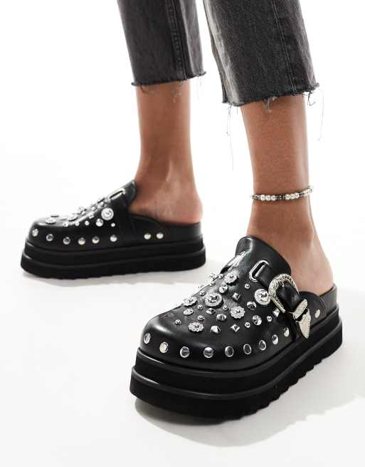 Azalea Wang – Swiftly – Flache Schuhe in Schwarz mit Metalldetails im Western-Stil, 3 von 4