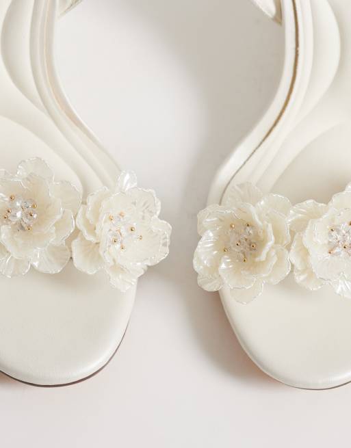 Azalea Wang - Winters - Sandales compensées en satin avec fleurs - Blanc, 2 de 4