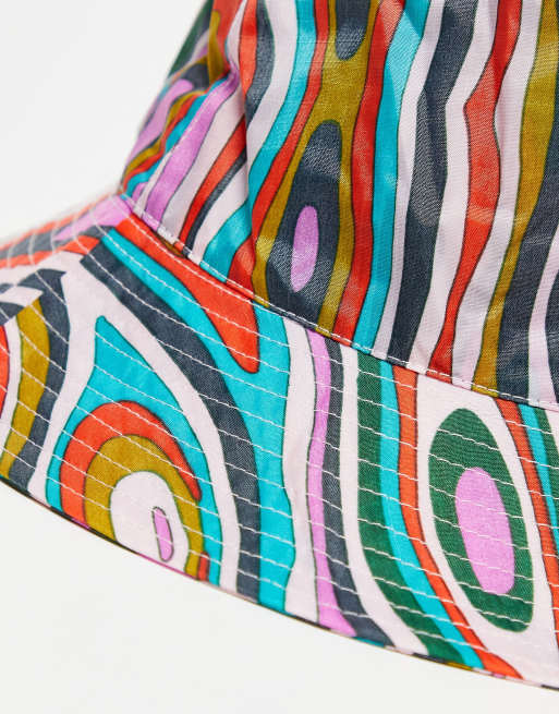 Baggu festival bucket hat in candy woodgrain in multi, 2 of 4