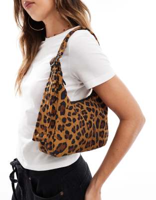 Baggu Baggu mini nylon shoulder bag in leopard print-Brown