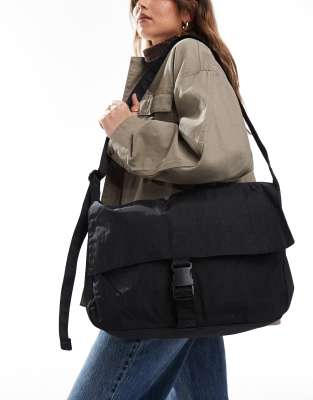 Baggu nylon crossbody messenger bag in black