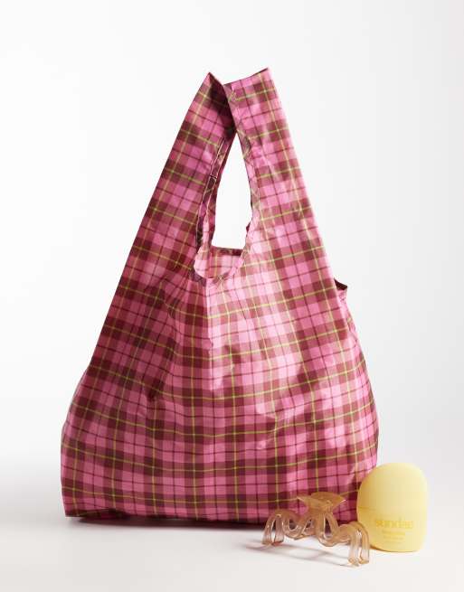 Baggu nylon shopper bag in Azalea pink tartan, 2 of 4