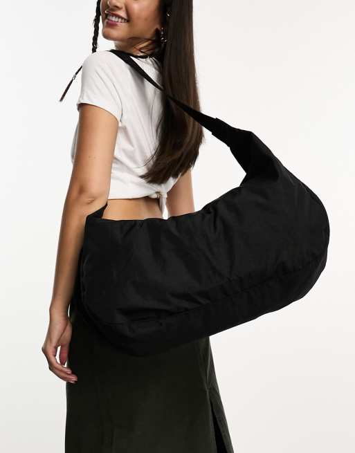 Baggu – Svart, stor, halvmåneformad axelremsväska i nylon, 10.5" x 19.5", 4 av 4
