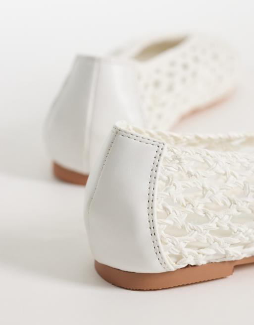 Bailarinas blancas con diseño entretejido Rhodes de Public Desire, 3 de 4