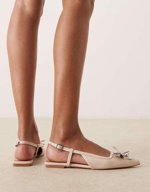 Bailarinas blanco hueso destalonadas con detalle floral Lore de ASOS DESIGN, 4 de 4