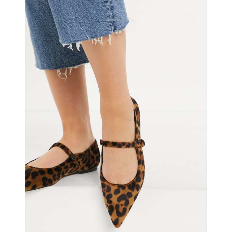 Bailarinas de estilo merceditas en punta estampado de leopardo terciopelo Lacyie de ASOS DESIGN | ASOS