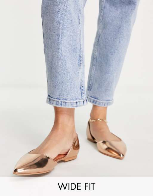 Bailarinas dorado metalizado de estilo d'Orsay con puntera fina Virtue de ASOS DESIGN Wide Fit 
