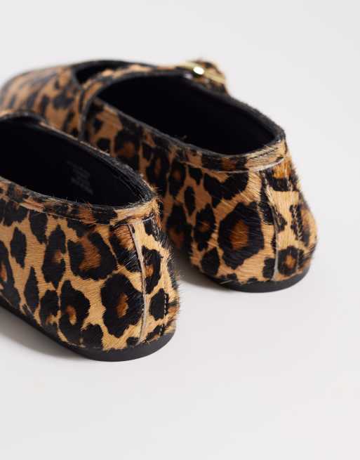 Bailarinas estilo merceditas con estampado de leopardo premium Lively de ASOS DESIGN, 4 de 4