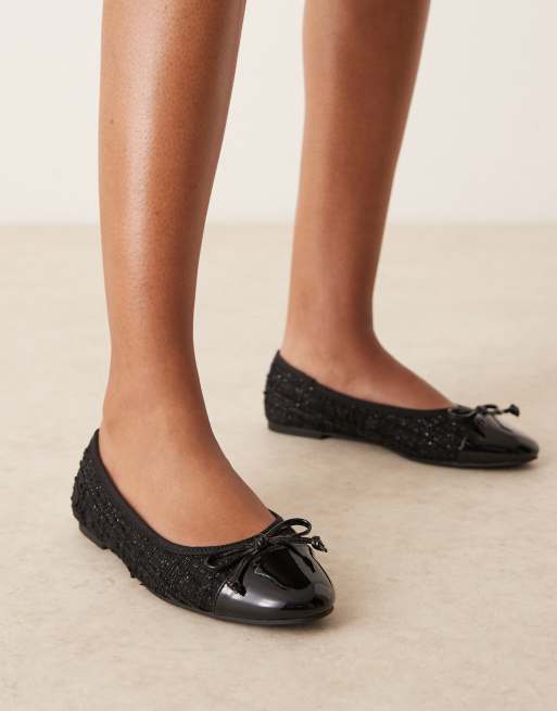 Bailarinas negras de bouclé con detalle de puntera de New Look