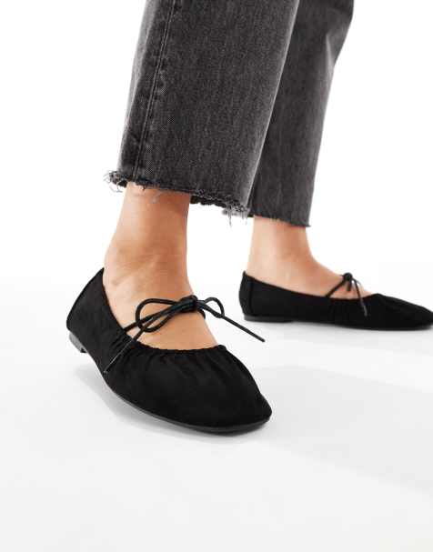 Bailarinas negras fruncidas con detalle de lazada y acabado microtexturizado Iris de SEQWL Wide Fit - view 1