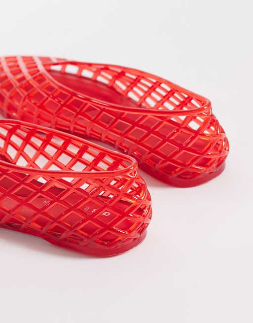 Bailarinas rojas con diseño enrejado de goma Luminous de ASOS DESIGN, 4 de 4