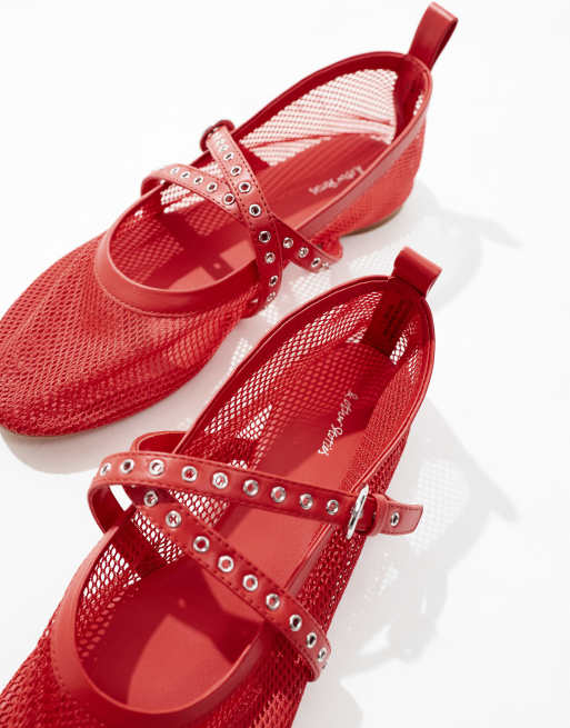 Bailarinas rojas de malla con tiras cruzadas con tachuelas de & Other Stories, 4 de 4