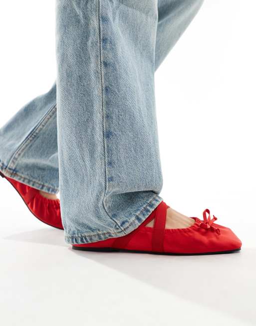Bailarinas rojas fruncidas con tiras elásticas Los Angeles de ASOS DESIGN