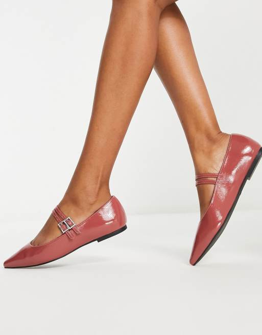 Bailarinas rosadas planas estilo merceditas con adornos de charol Leonie de ASOS DESIGN, 4 de 4
