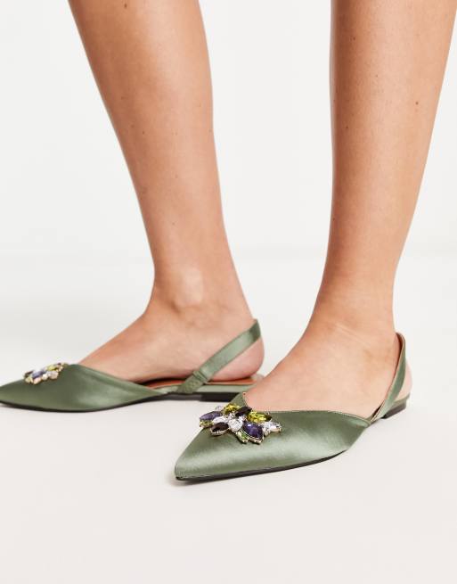 Bailarinas verdes con tira posterior y adornos Lyrical de ASOS DESIGN, 4 de 4